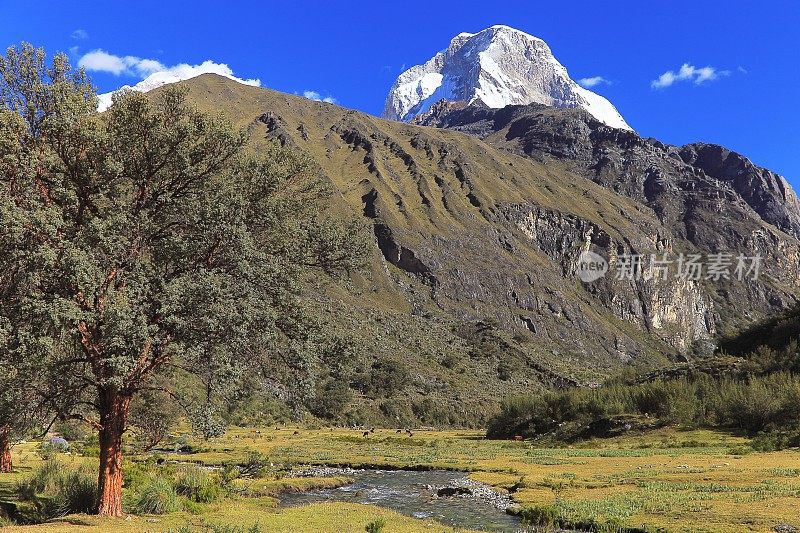 华萨兰山脉――秘鲁安第斯山脉的Cordillera - Huaraz, Ancash，秘鲁